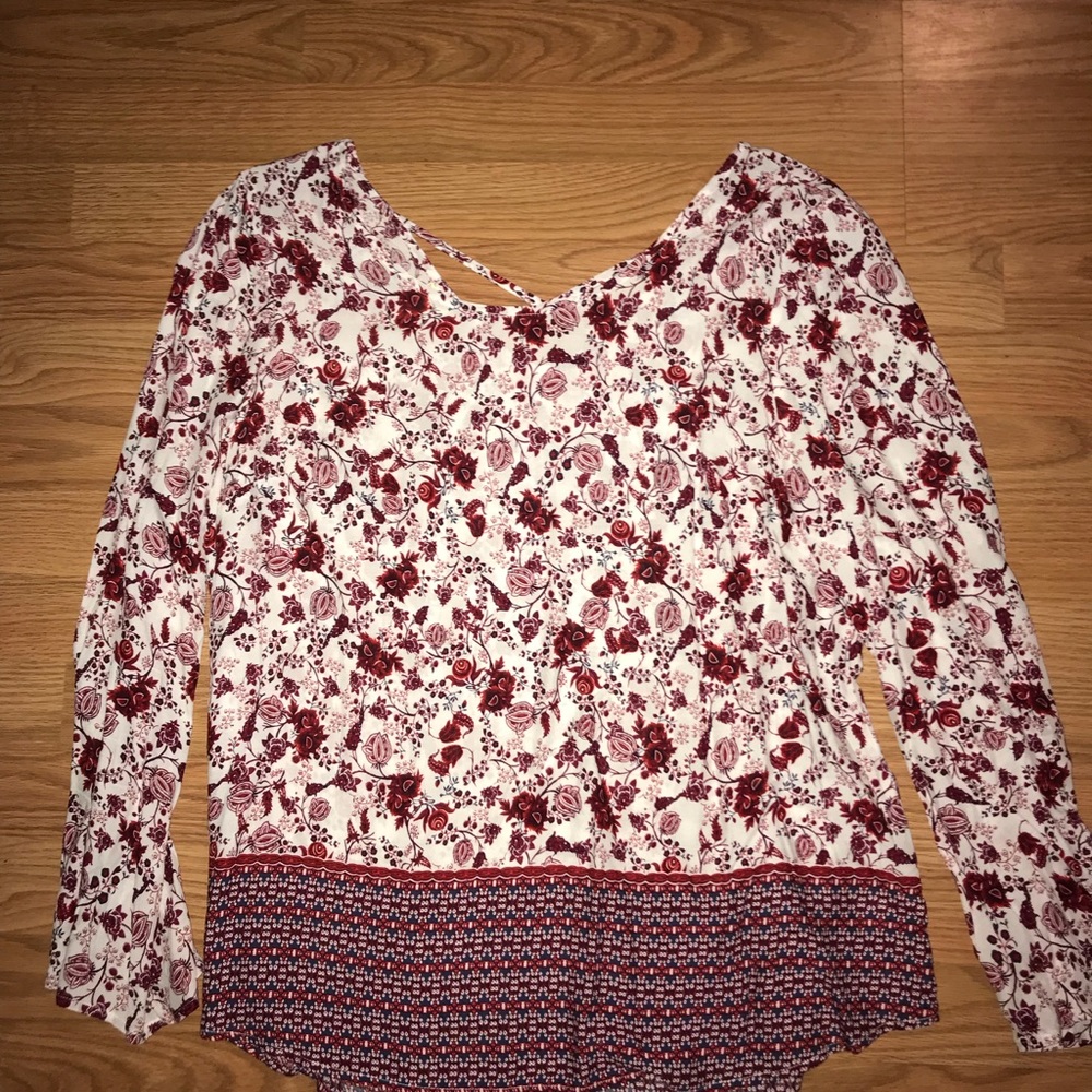 🎀Super Cute Tunic🎀 - Picture 3 of 5